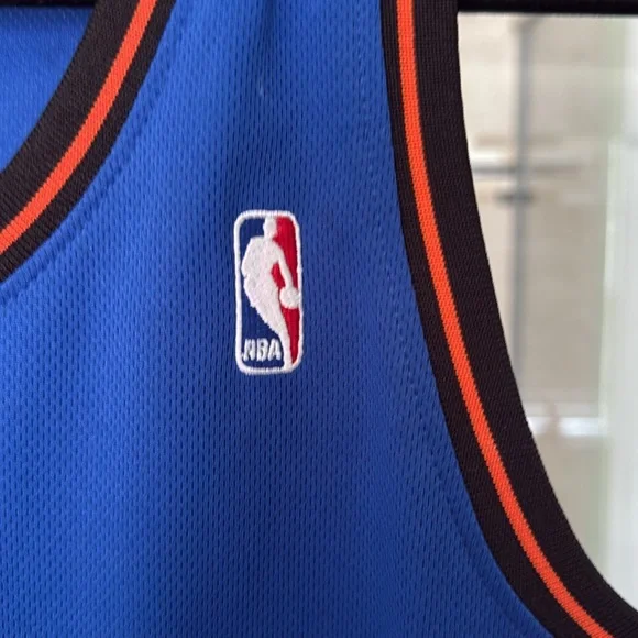 Adidas - New York Knicks Basketball Jersey- Size Large - Picture 4 of 6